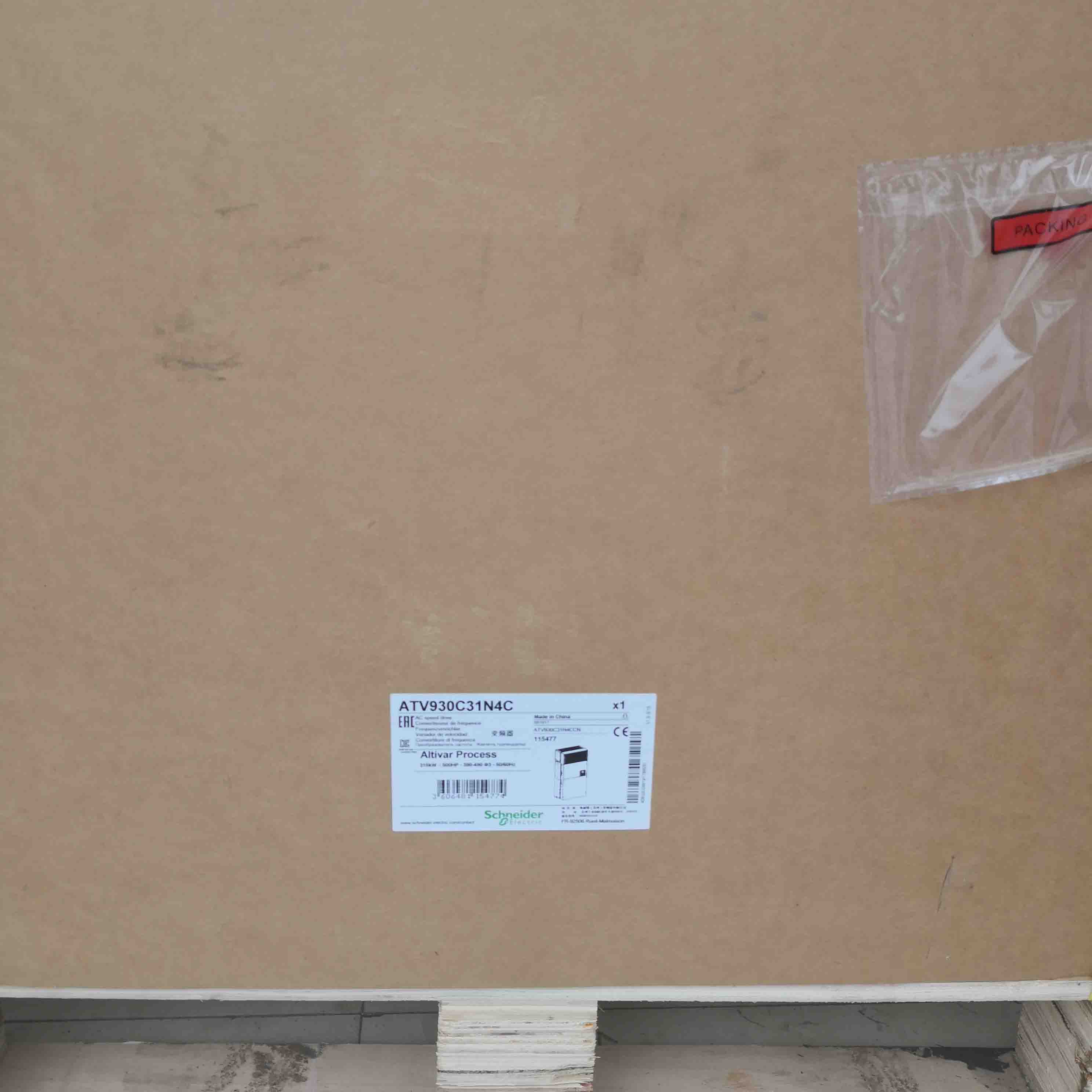 ATV930C31N4C Schneider Variable speed drive ATV930 315kW Original Factory Sealed New